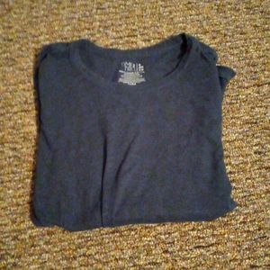 Plain, long -sleeve t-shirt